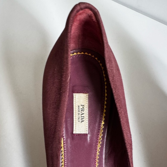 PRADA vintage 90s Purple Suede Kitten Heels, Pointed toe - Picture 3 of 8